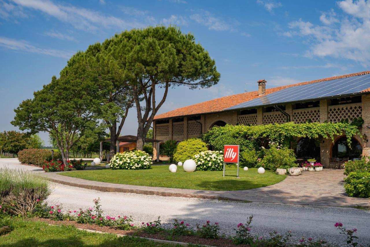 Agriturismo Isola Augusta Palazzolo dello Stella Bagian luar foto