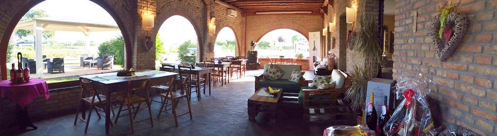 Agriturismo Isola Augusta Palazzolo dello Stella Bagian luar foto