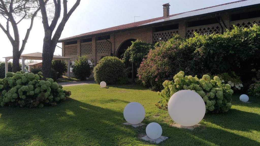 Agriturismo Isola Augusta Palazzolo dello Stella Bagian luar foto