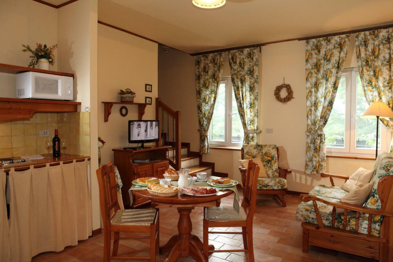 Agriturismo Isola Augusta Palazzolo dello Stella Bagian luar foto